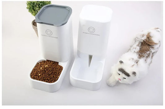 🌟 Effortless Feeding for Your Furry Friend